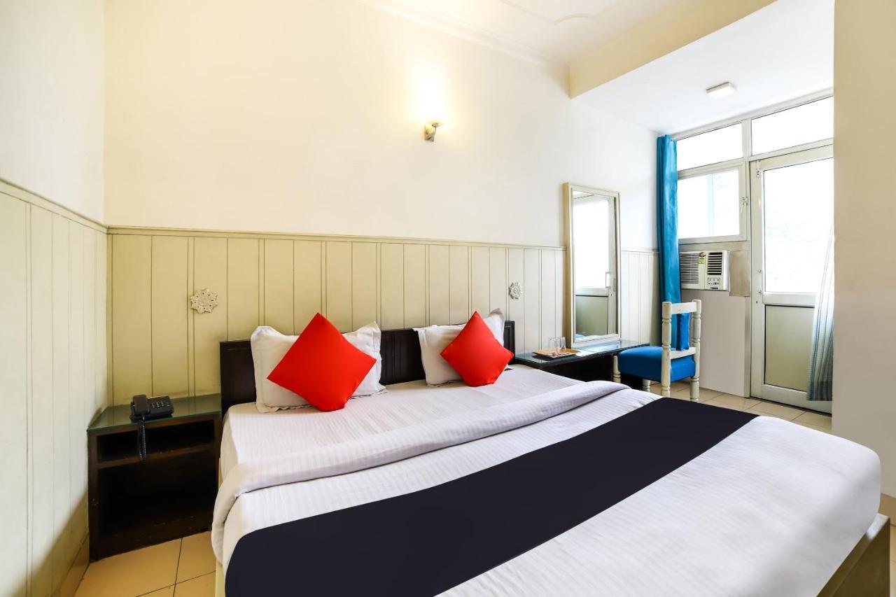 Capital O 48354 The Nest Nowe Delhi Zewnętrze zdjęcie