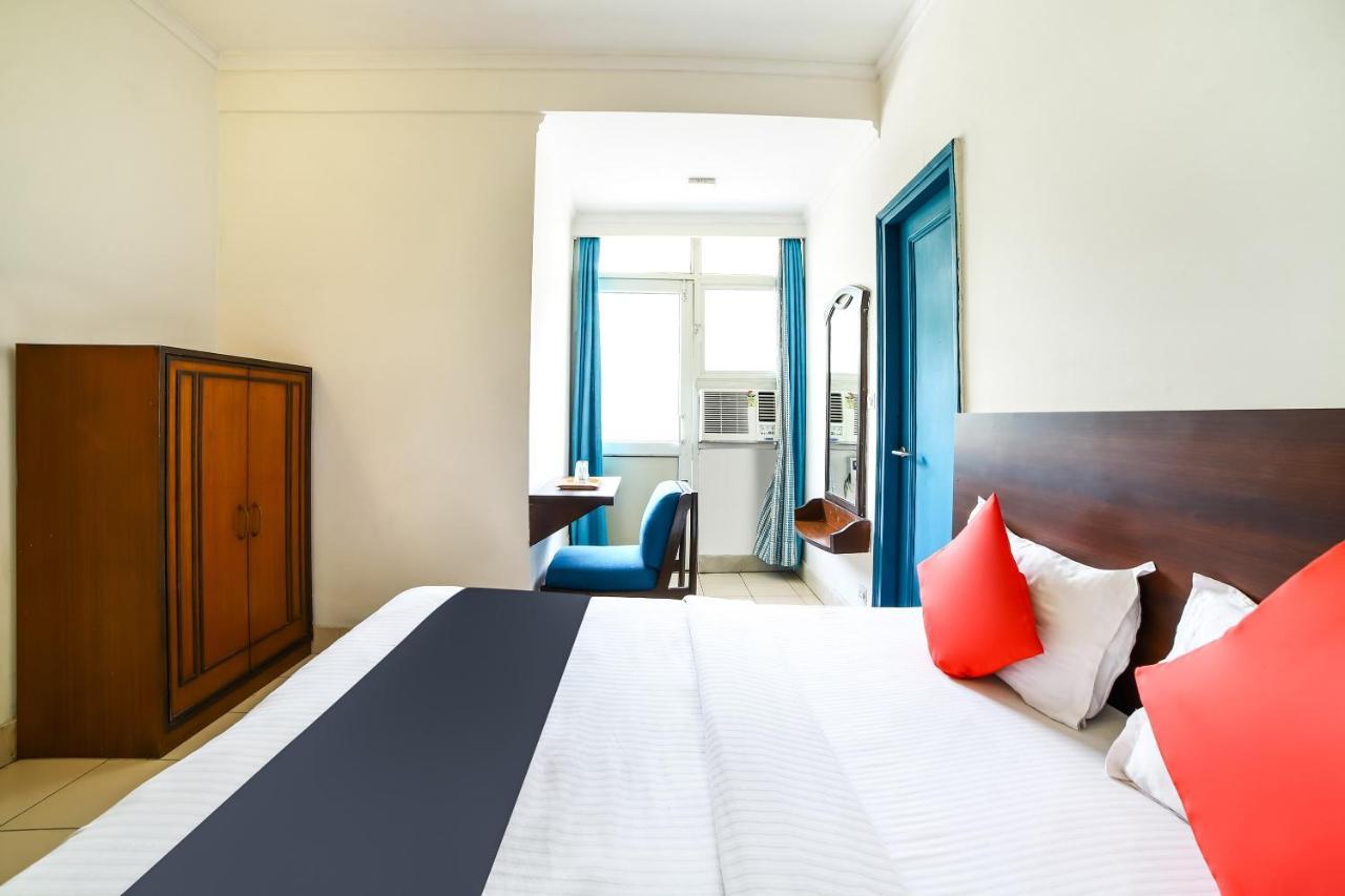 Capital O 48354 The Nest Nowe Delhi Zewnętrze zdjęcie