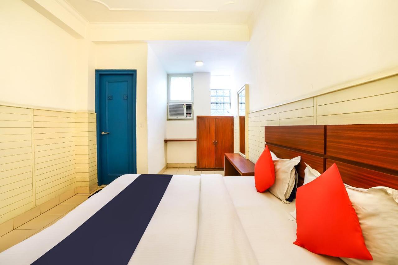 Capital O 48354 The Nest Nowe Delhi Zewnętrze zdjęcie