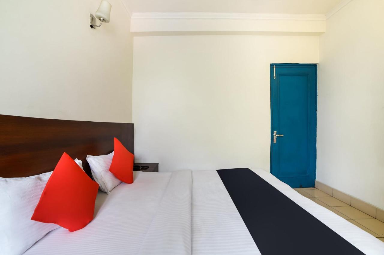 Capital O 48354 The Nest Nowe Delhi Zewnętrze zdjęcie